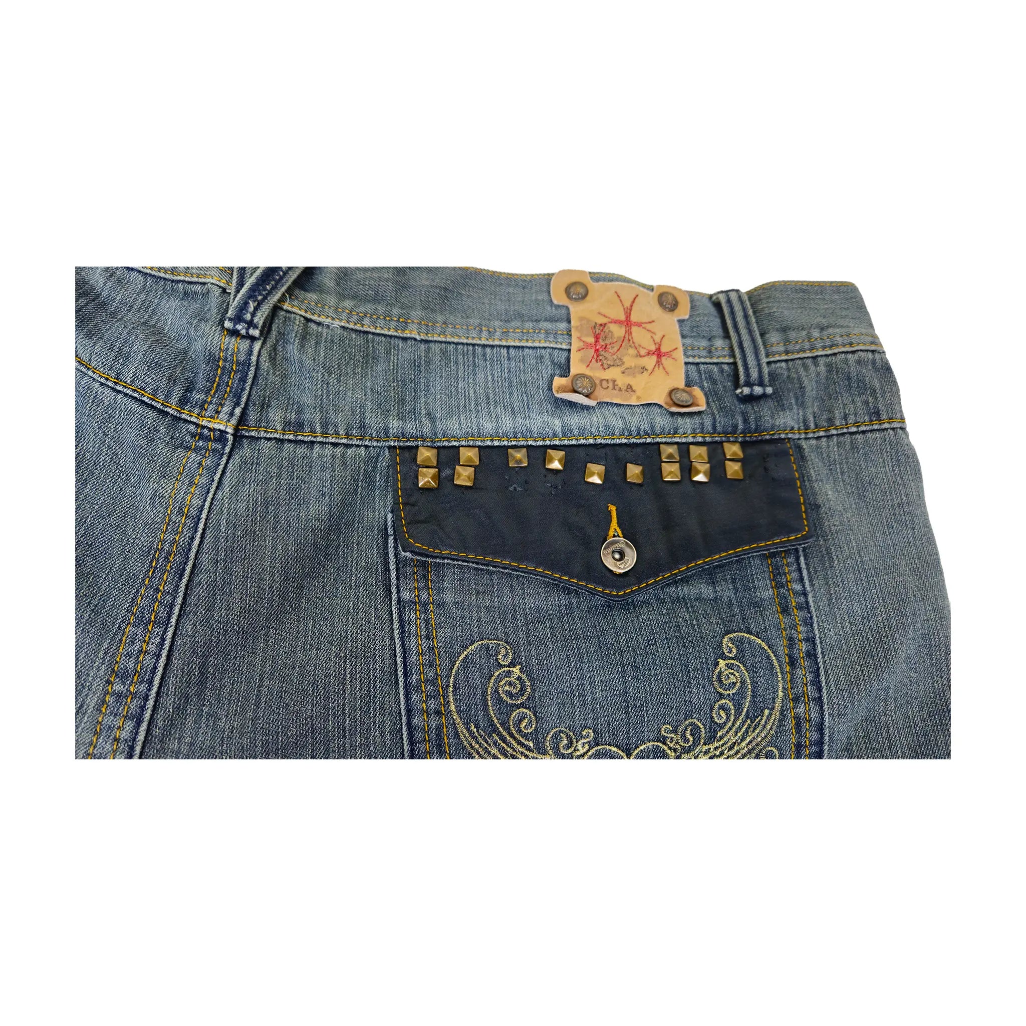 Vintage Y2K Chams Jeans Co. heavily studdet og brodert store størrelse cropped baggy jeans
