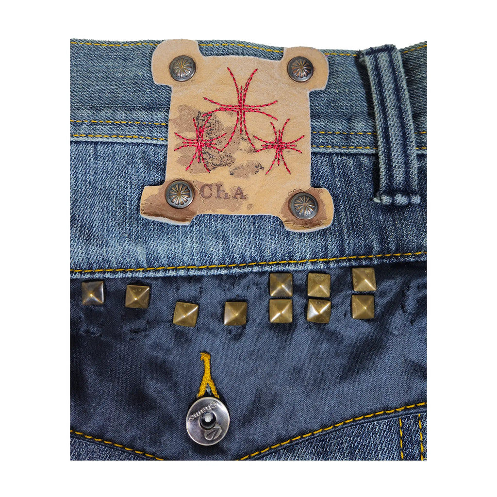 Vintage Y2K Chams Jeans Co. heavily studdet og brodert store størrelse cropped baggy jeans