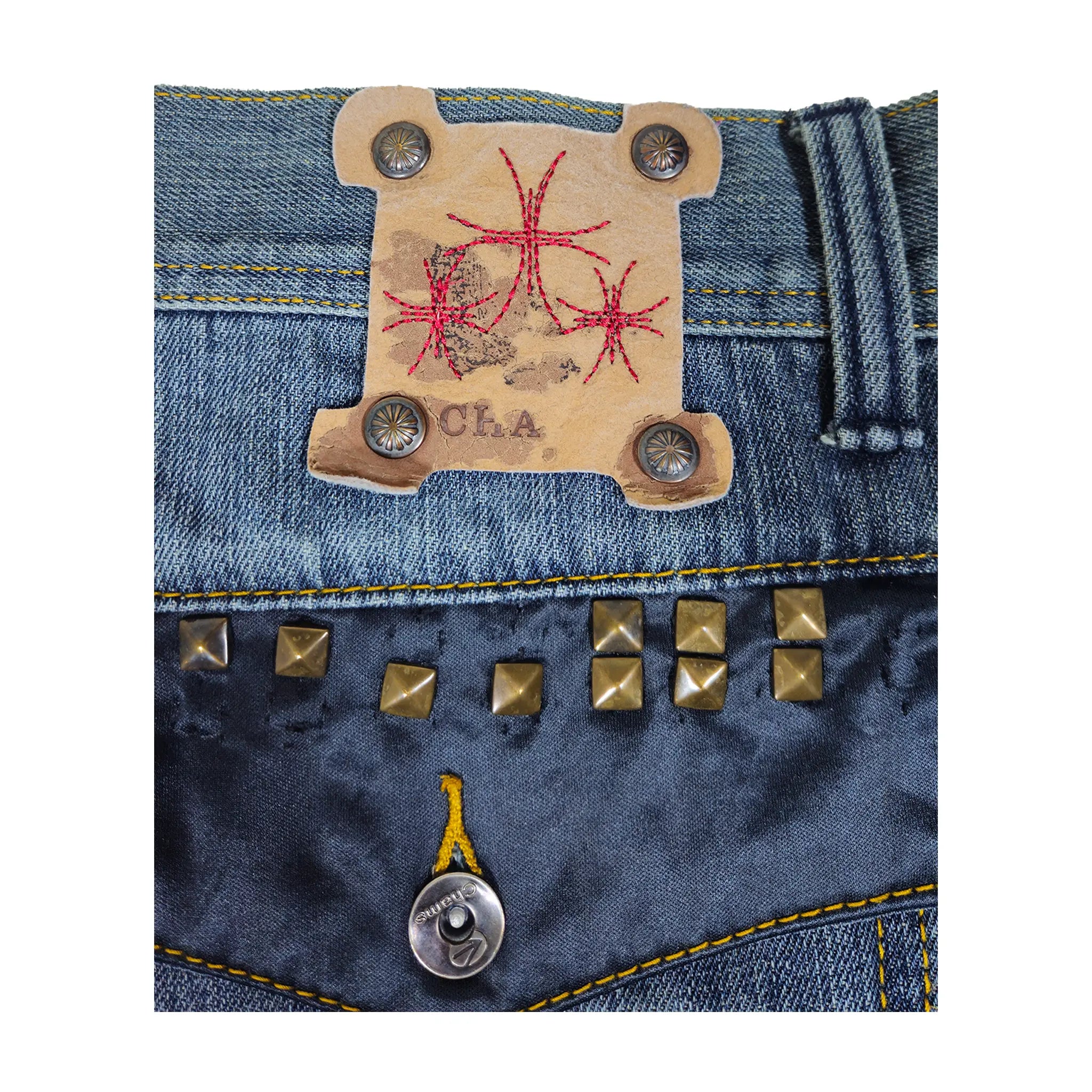 Vintage Y2K Chams Jeans Co. heavily studdet og brodert store størrelse cropped baggy jeans