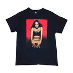 Offisiell Aaliyah Red Portrait Grafisk T-skjorte