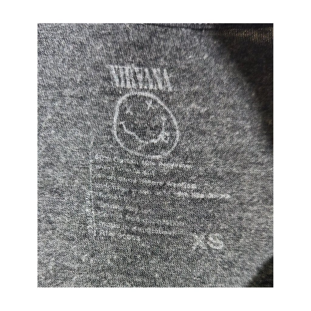 Nirvana Multi-Color Swirl Smiley Logo grafisk T-skjorte