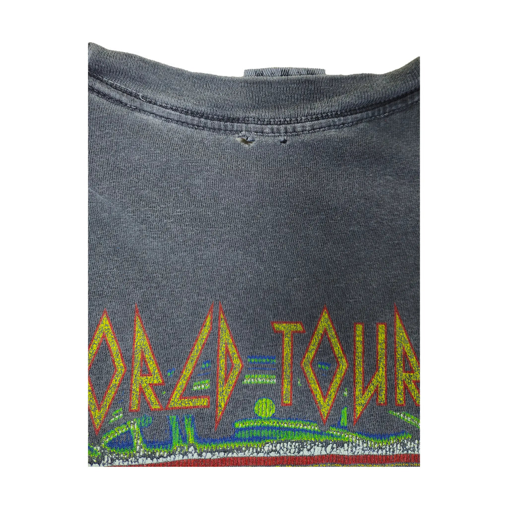 Def Leppard 2023 World Tour T-skjorte i slitt stil
